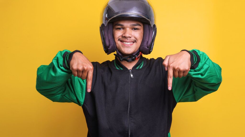 Você é Motoboy? Entenda Quais São Seus Direitos Trabalhistas Conheça os direitos trabalhistas dos motoboys e saiba como garantir sua proteção no trabalho com a ajuda da Dra Marília Bazzan.