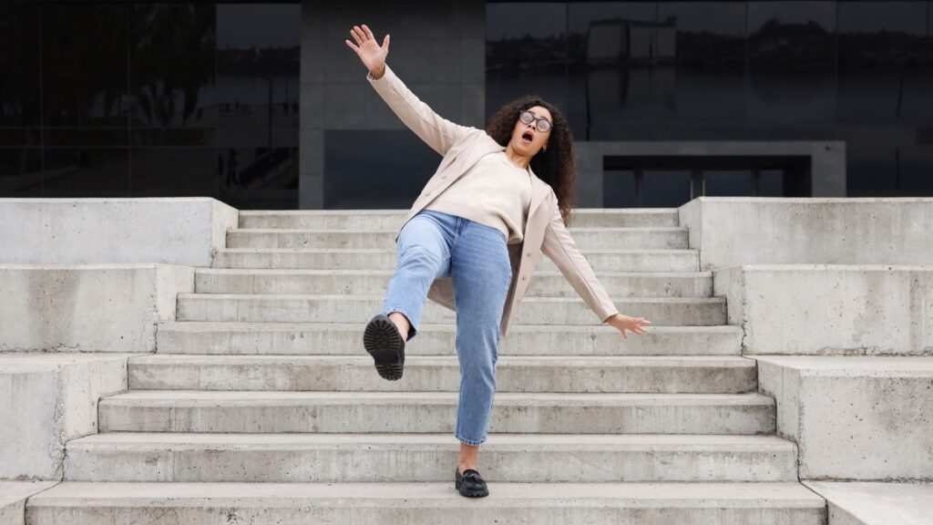 Acidente de Trabalho no Trajeto: Ainda Vale? Acidente de trabalho no trajeto: descubra seus direitos e como agir em caso de acidentes. Conte com a Dra Marília Bazzan para orientações.